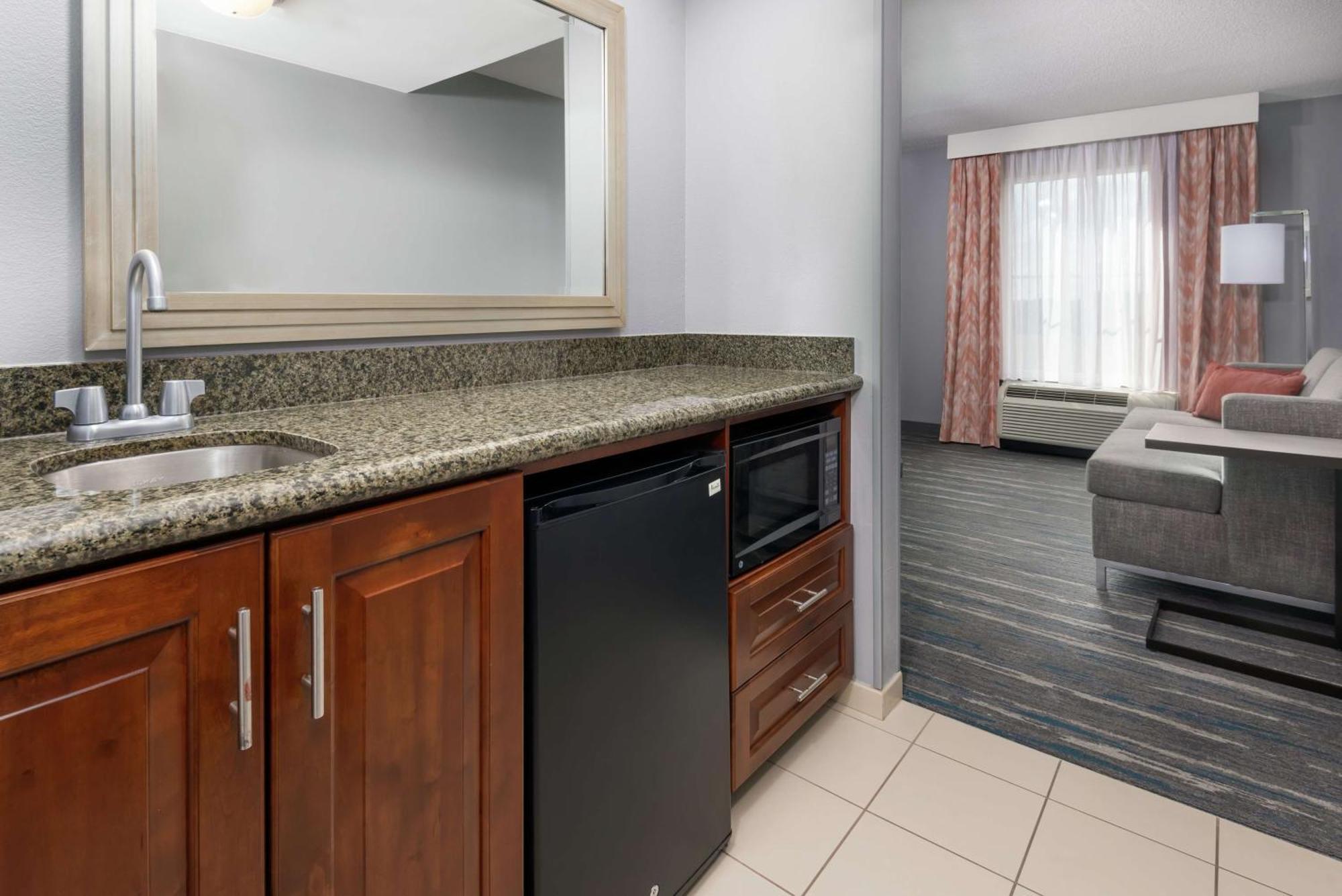 Hampton Inn & Suites Orlando Airport At Gateway Village Zewnętrze zdjęcie