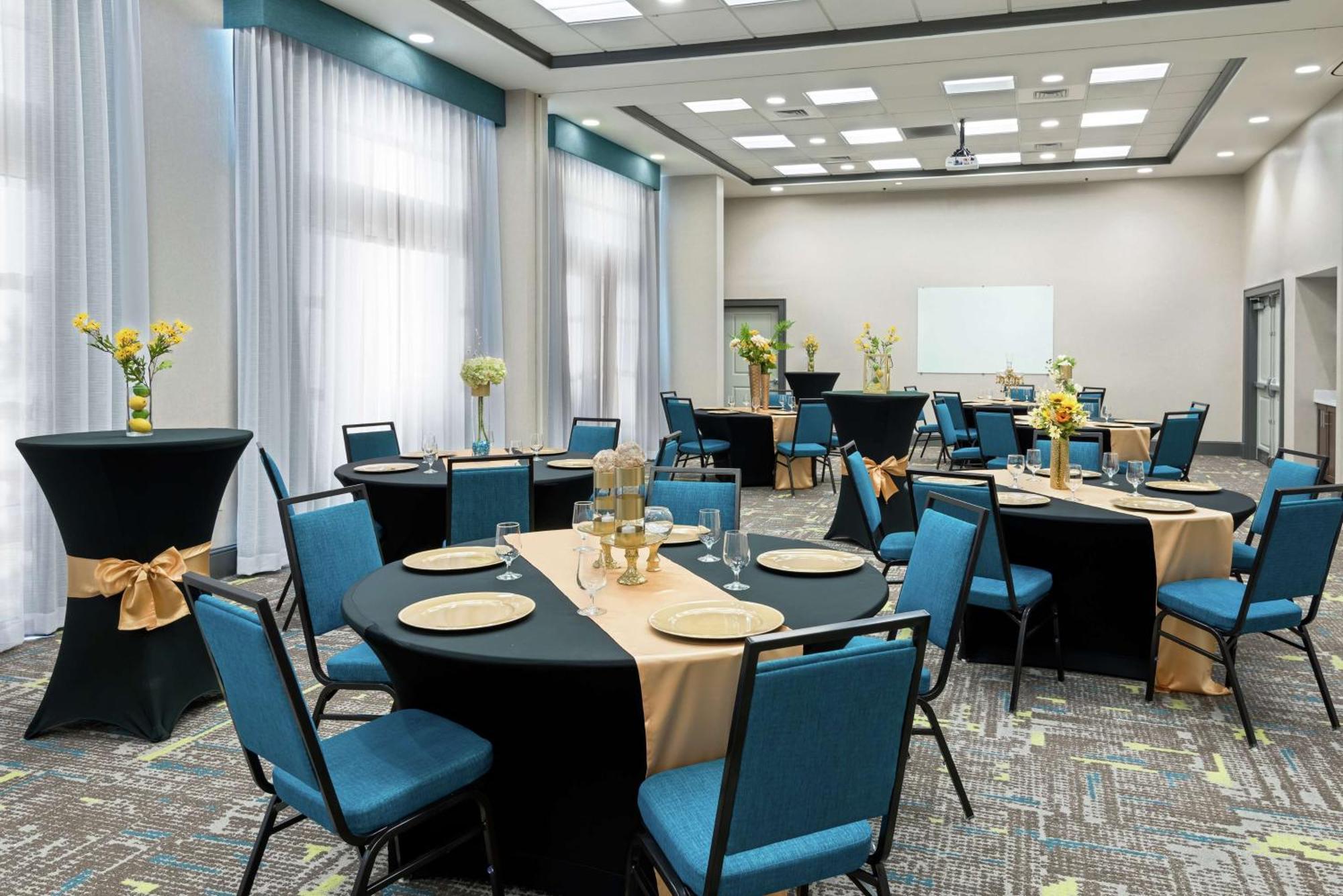 Hampton Inn & Suites Orlando Airport At Gateway Village Zewnętrze zdjęcie