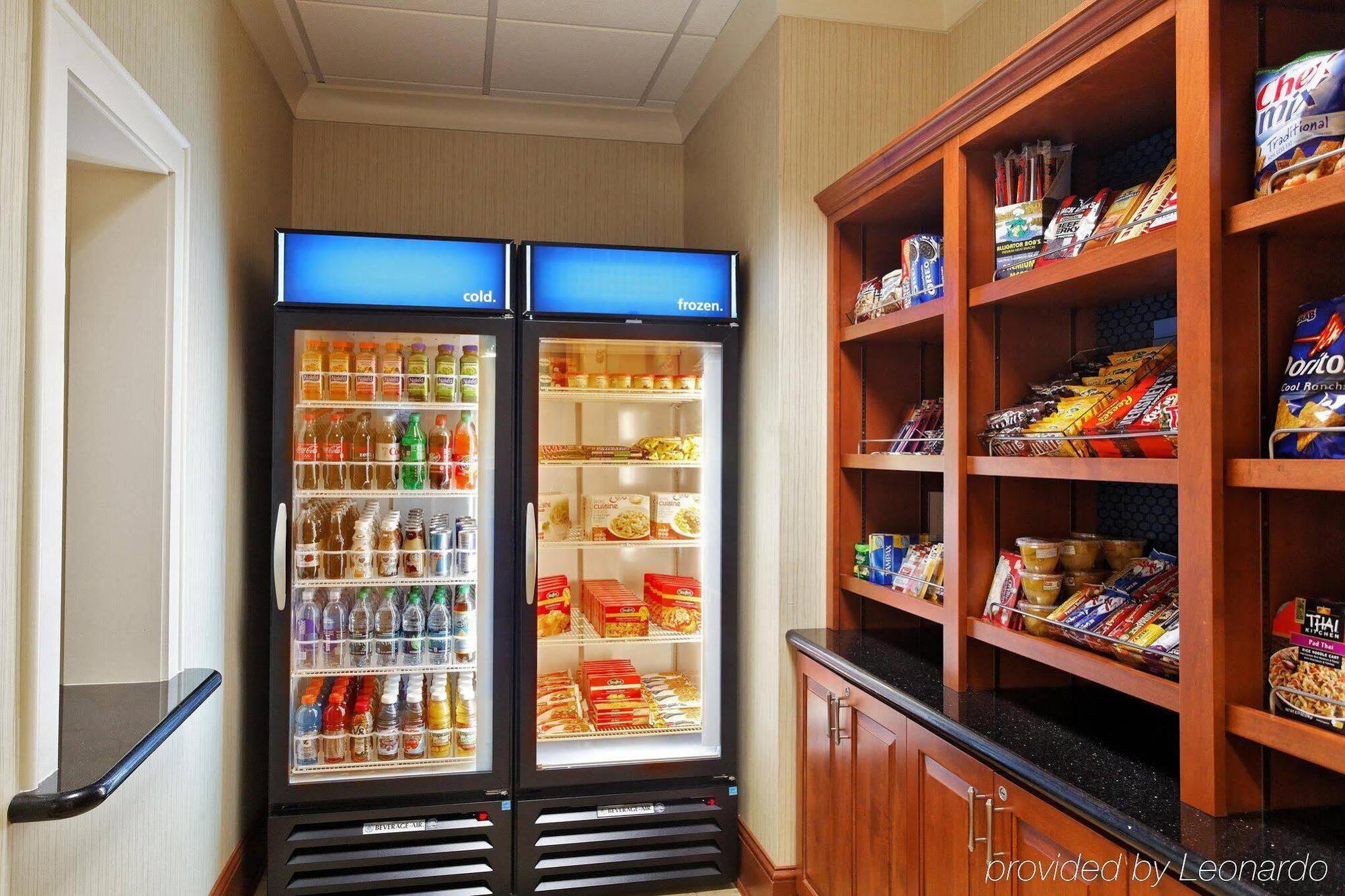 Hampton Inn & Suites Orlando Airport At Gateway Village Zewnętrze zdjęcie